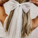 Romantična mašna – biserna šnala sa tilom - Image 2